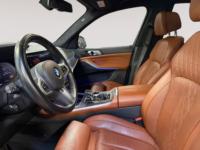 Used 2022 BMW X7 xDrive40i w/ M Sport Package AWD/4WD image 9