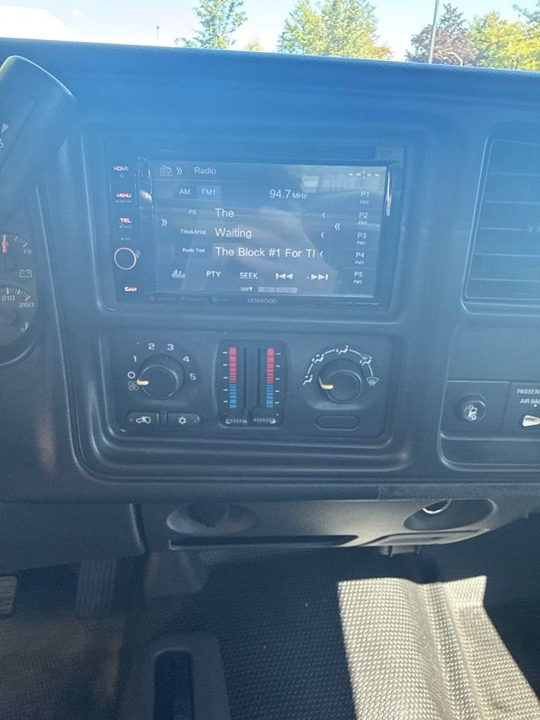 Used 2004 Chevrolet Silverado 2500 4x4 Regular Cab w/ Snow Plow Prep Package image 15