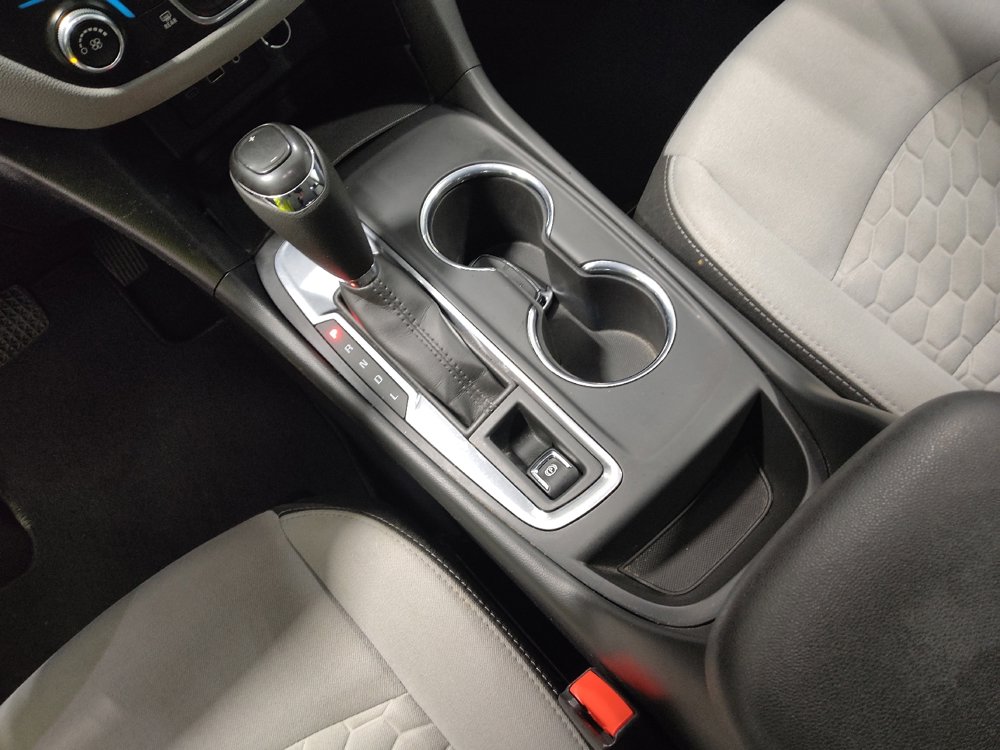 Used 2019 Chevrolet Equinox LS image 26