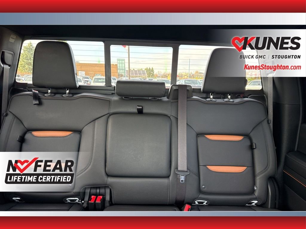 Used 2024 GMC Sierra 2500 AT4 w/ AT4 Premium Plus Package image 37