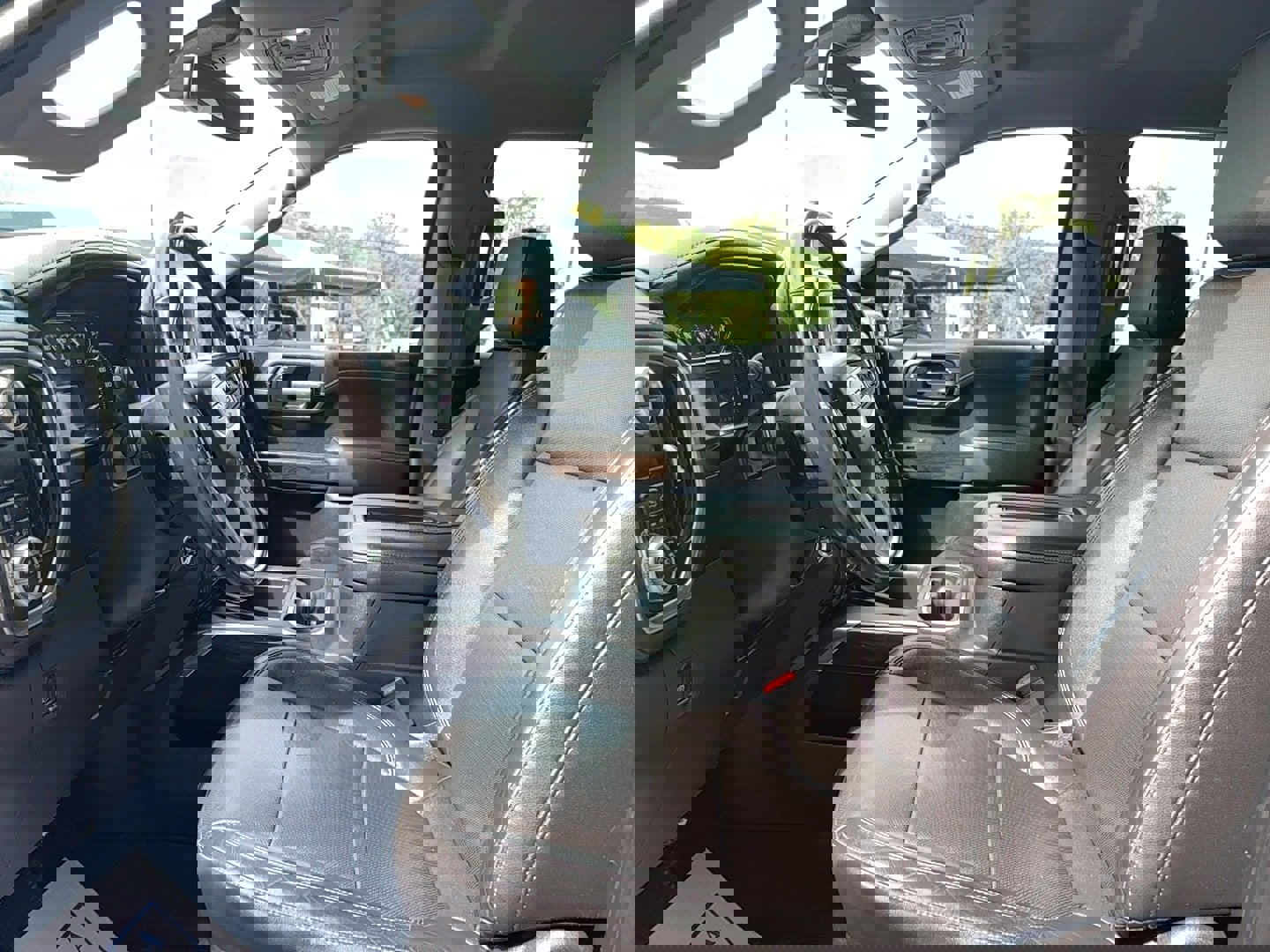 Used 2019 GMC Sierra 1500 SLT w/ SLT Premium Plus Package image 18