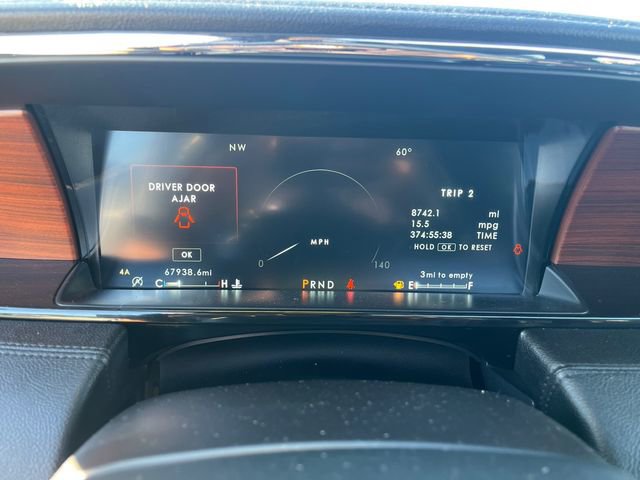 Used 2021 Lincoln Navigator Reserve w/ Luxury Package image 10