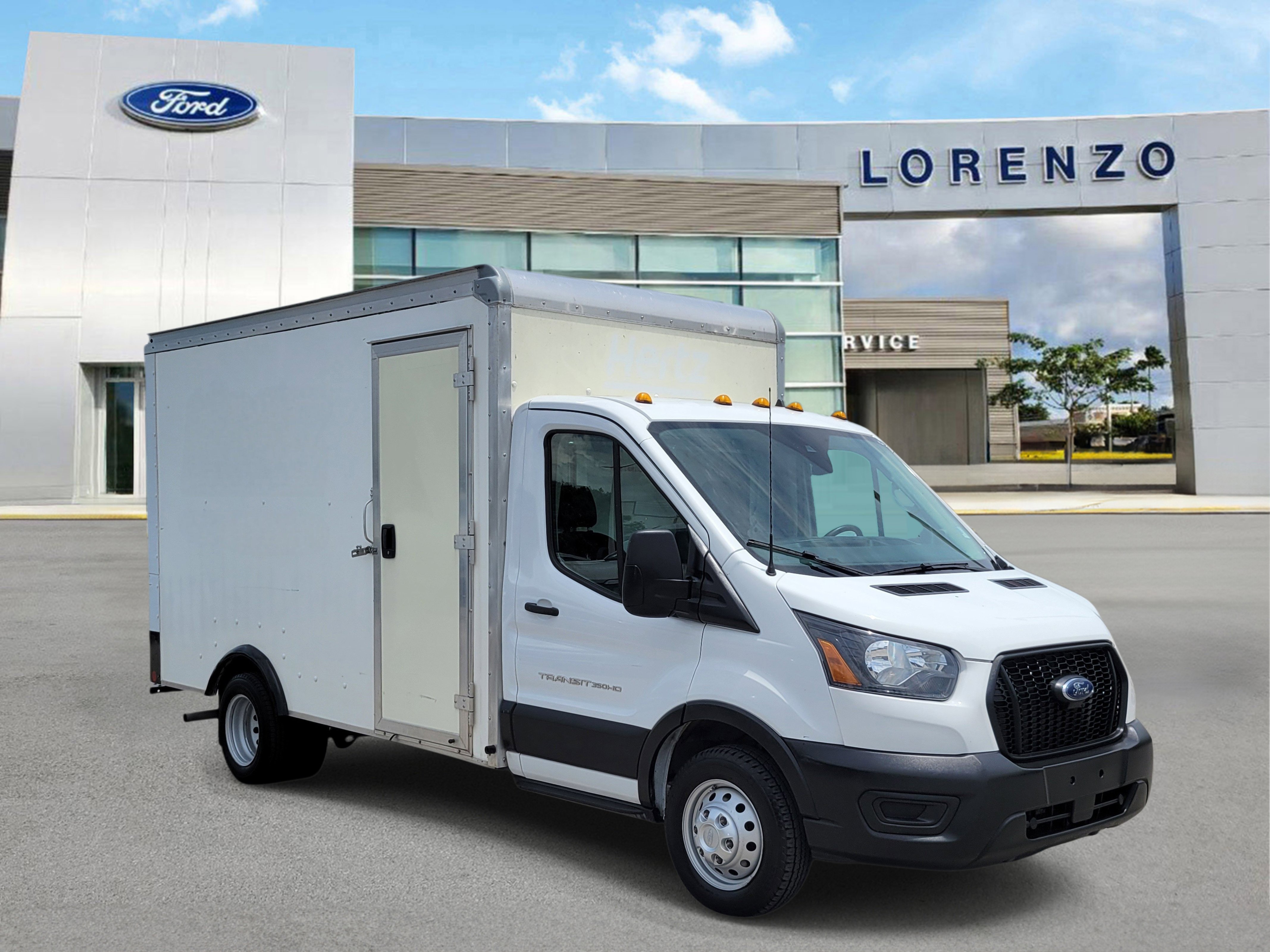 Used 2023 Ford Transit 350 DRW RWD image 3