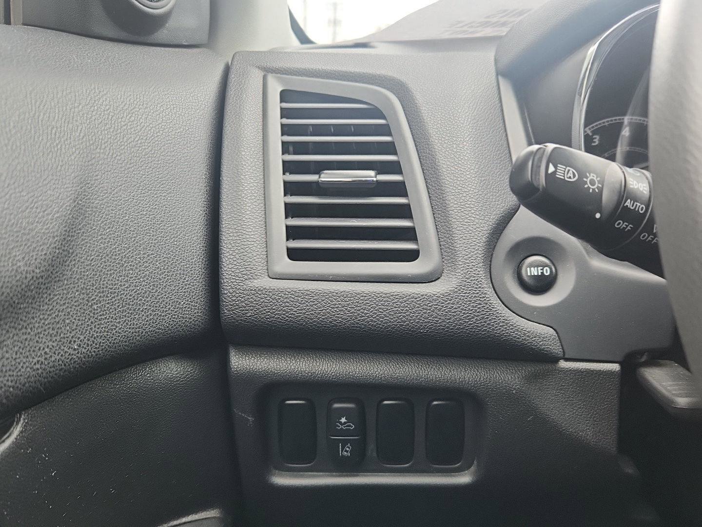 Used 2024 Mitsubishi Outlander Sport ES AWD/4WD image 19