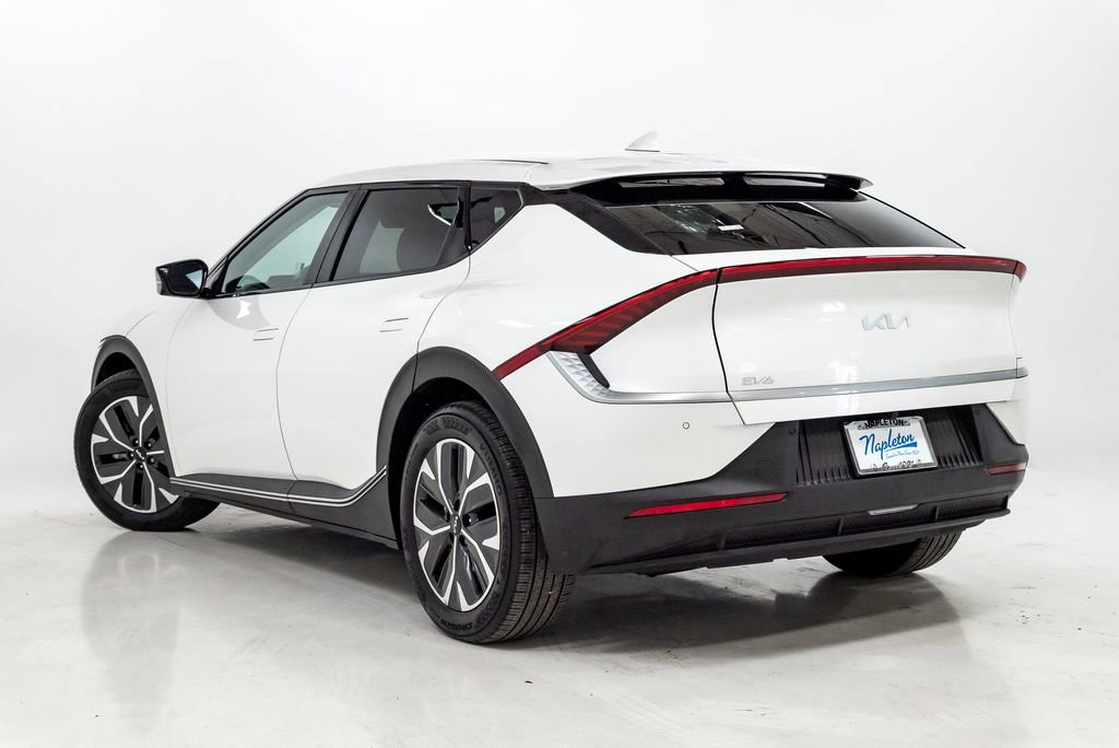 Certified 2022 Kia EV6 Light RWD image 28