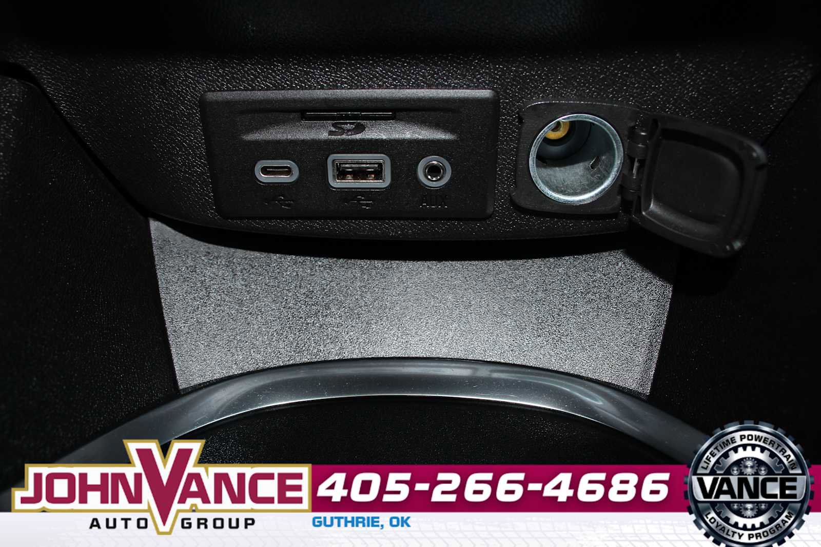 Used 2024 Chevrolet Malibu LT image 36