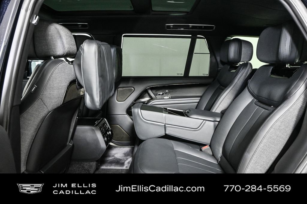 Used 2023 Land Rover Range Rover SV image 18