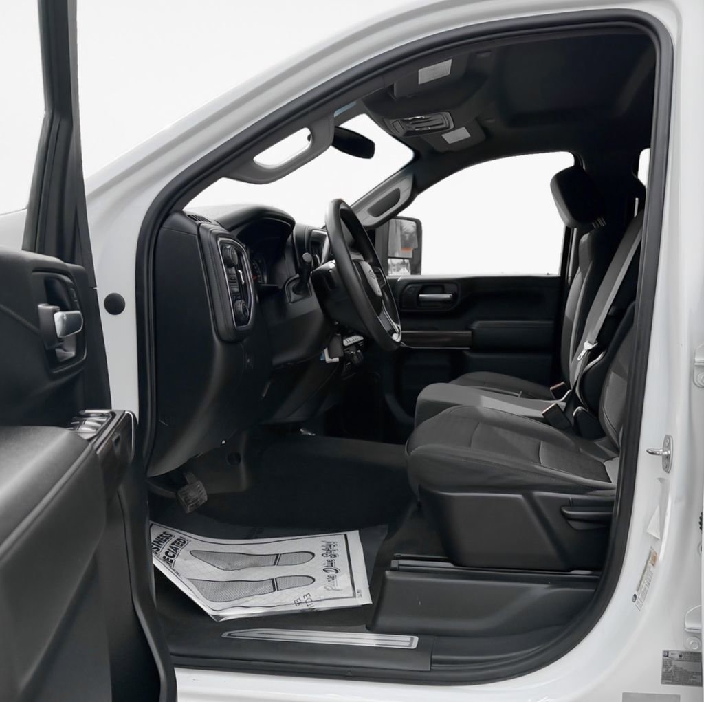 Used 2020 Chevrolet Silverado 2500 LT image 11