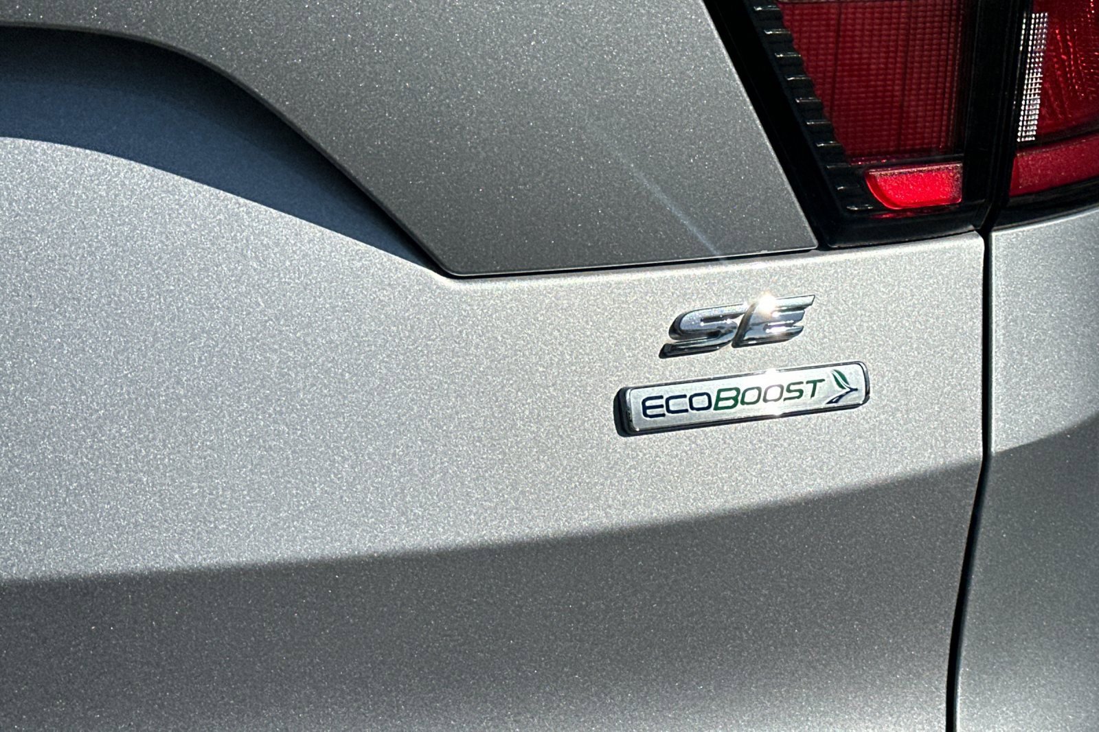 Used 2017 Ford Escape SE image 30