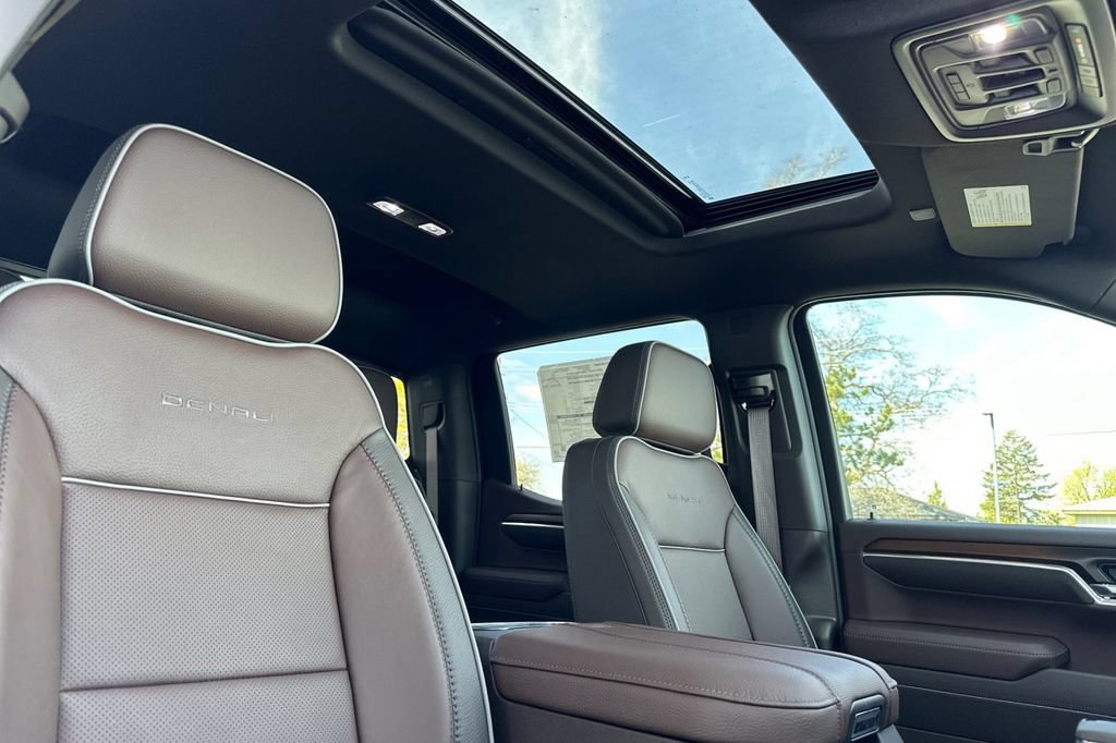 New 2025 GMC Sierra 1500 Denali AWD/4WD image 13