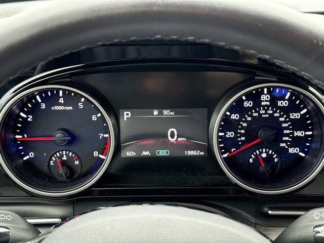 Used 2024 Kia Carnival EX image 27