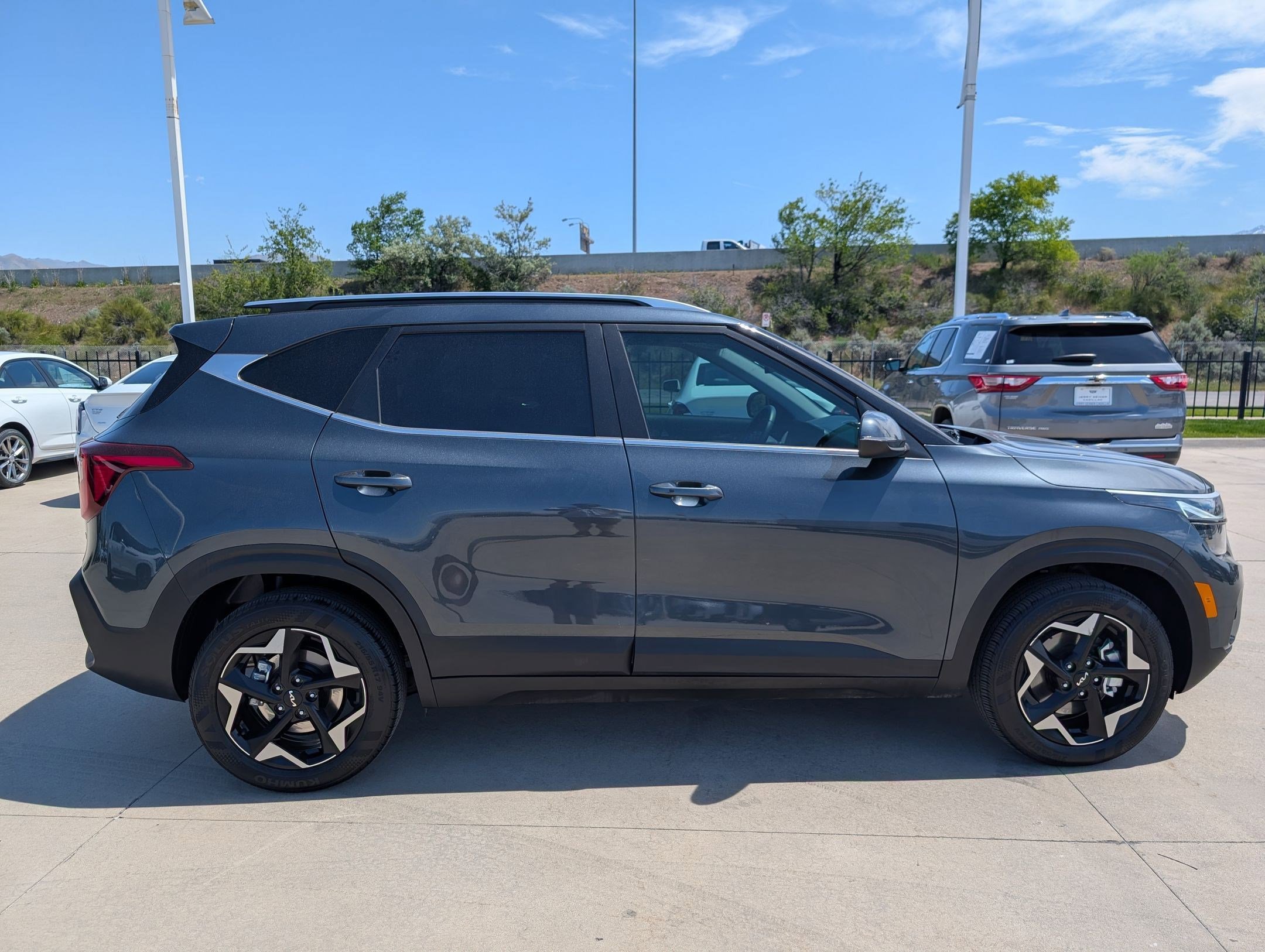 Certified 2024 Kia Seltos EX AWD/4WD image 6