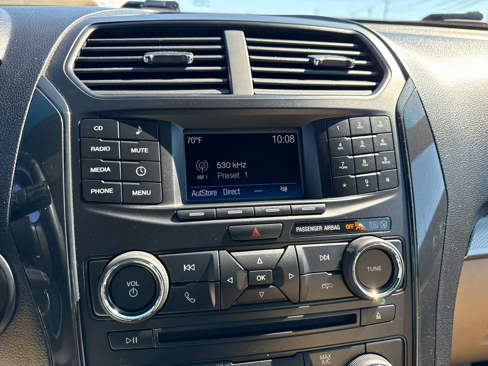 Used 2017 Ford Explorer FWD image 16