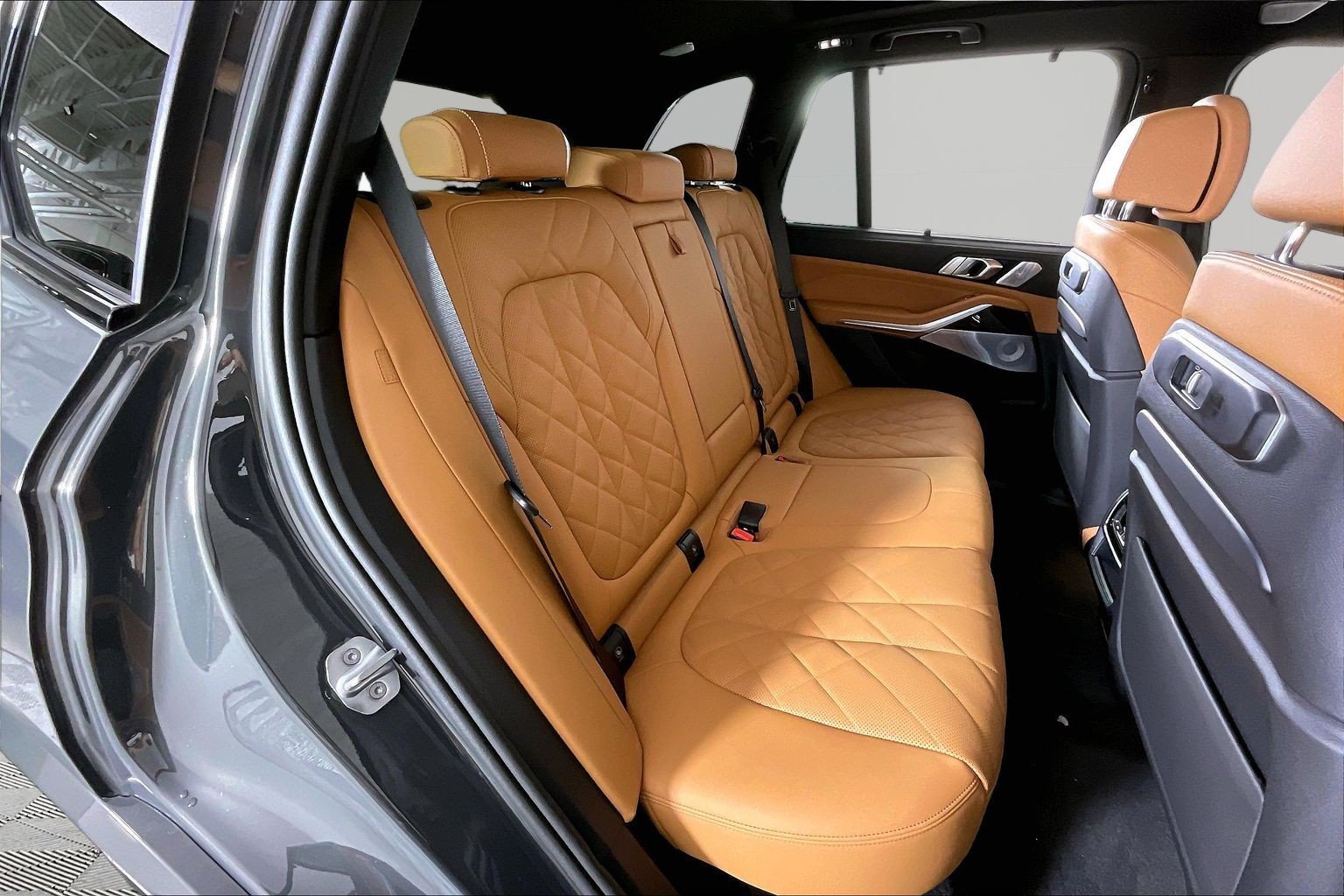 New 2026 BMW X5 M60i AWD/4WD image 14