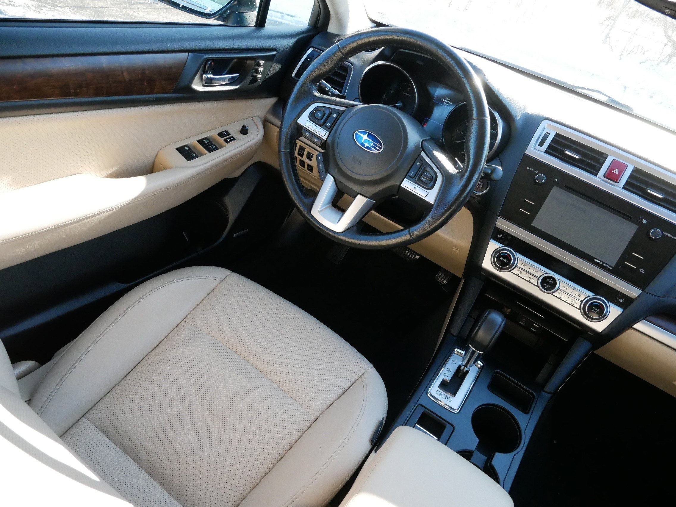 Used 2015 Subaru Outback 2.5i Limited image 9