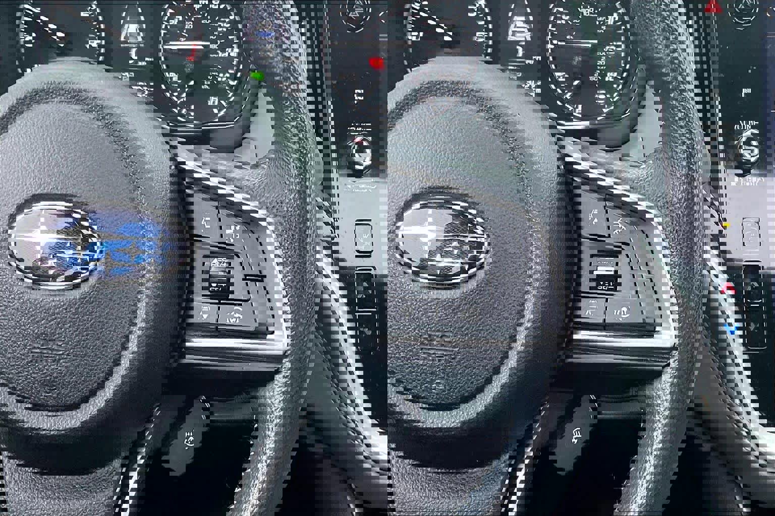 Used 2022 Subaru Outback Limited image 21