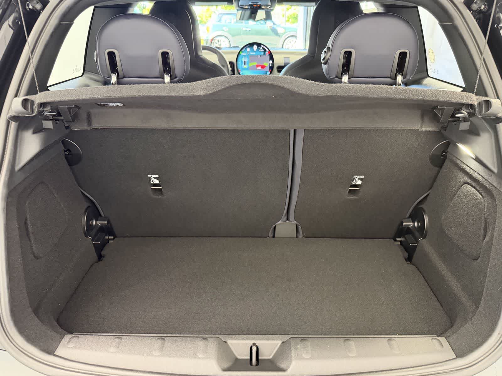 New 2027 MINI Cooper 2-Door Hardtop FWD image 5