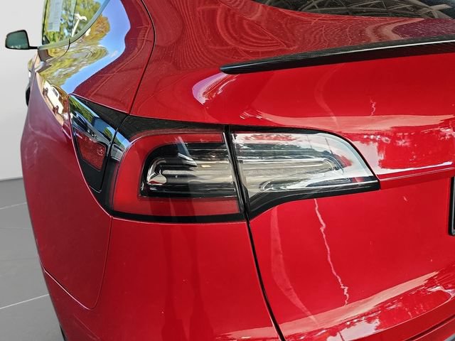 Used 2022 Tesla Model Y Performance AWD/4WD image 39