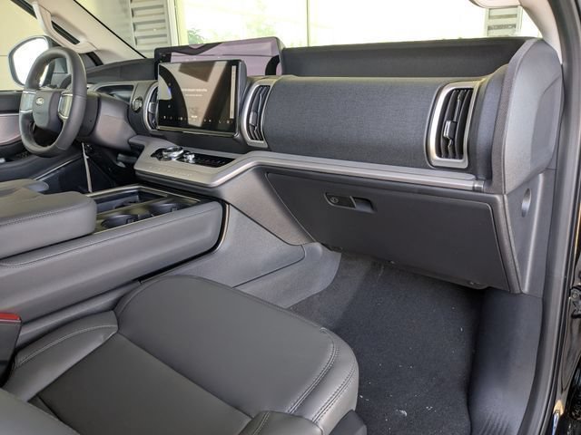 New 2026 Ford Expedition Max Active AWD/4WD image 28