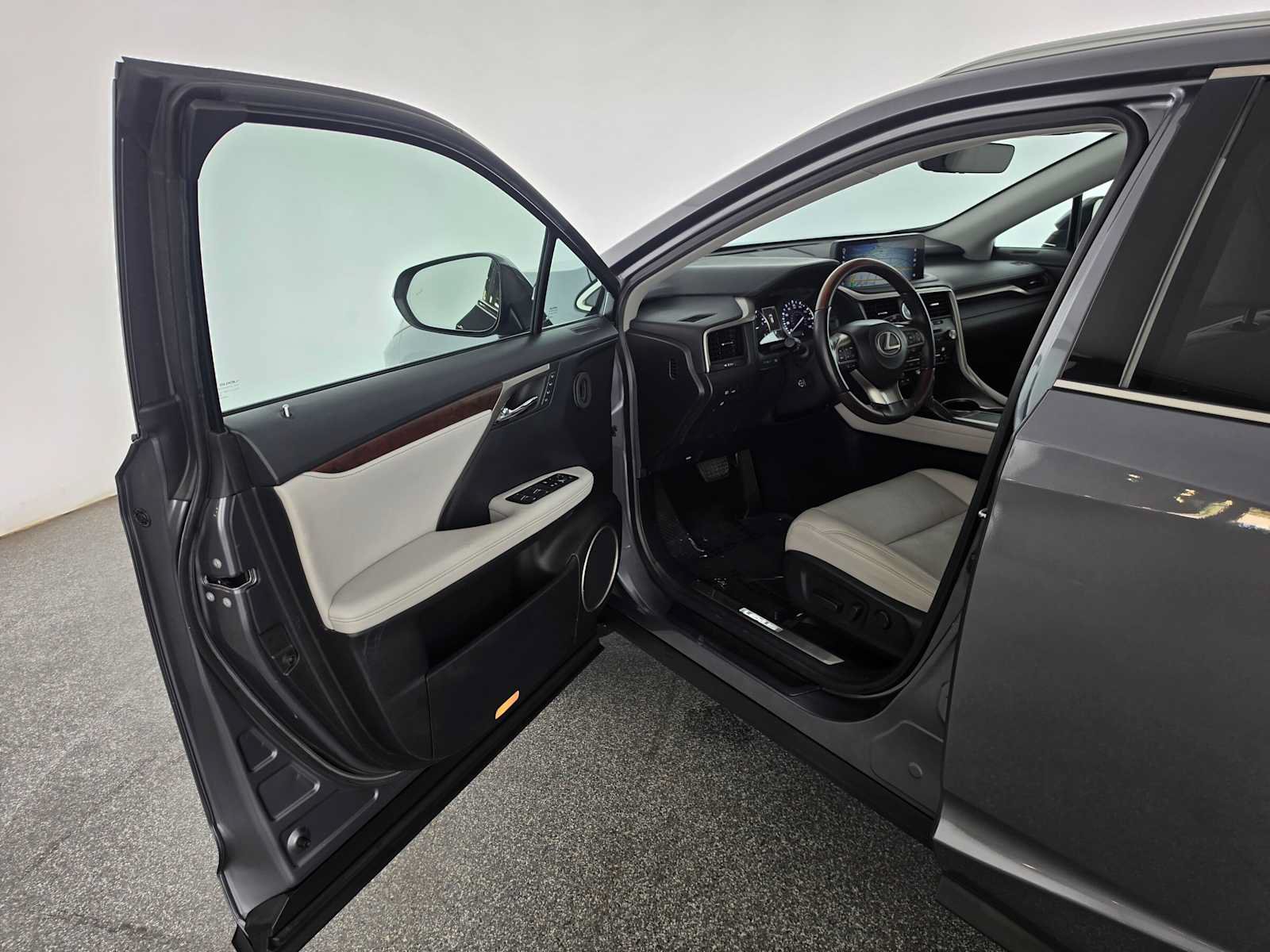 Used 2020 Lexus RX 350 FWD w/ Premium Package image 19