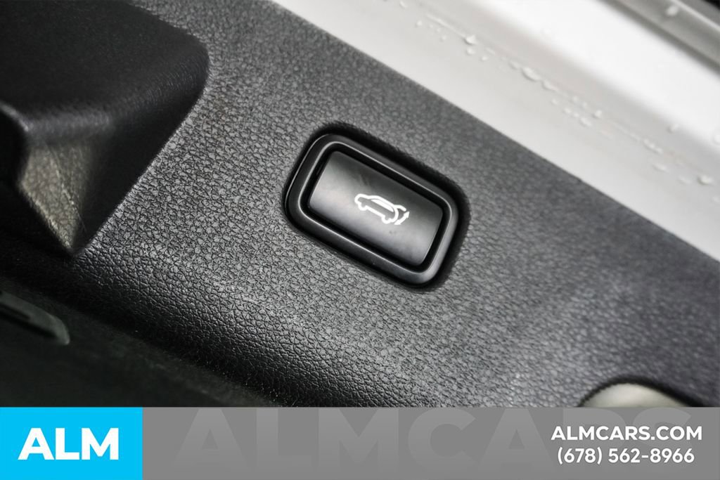 Used 2025 Kia Sportage EX w/ Premium Package FWD image 24