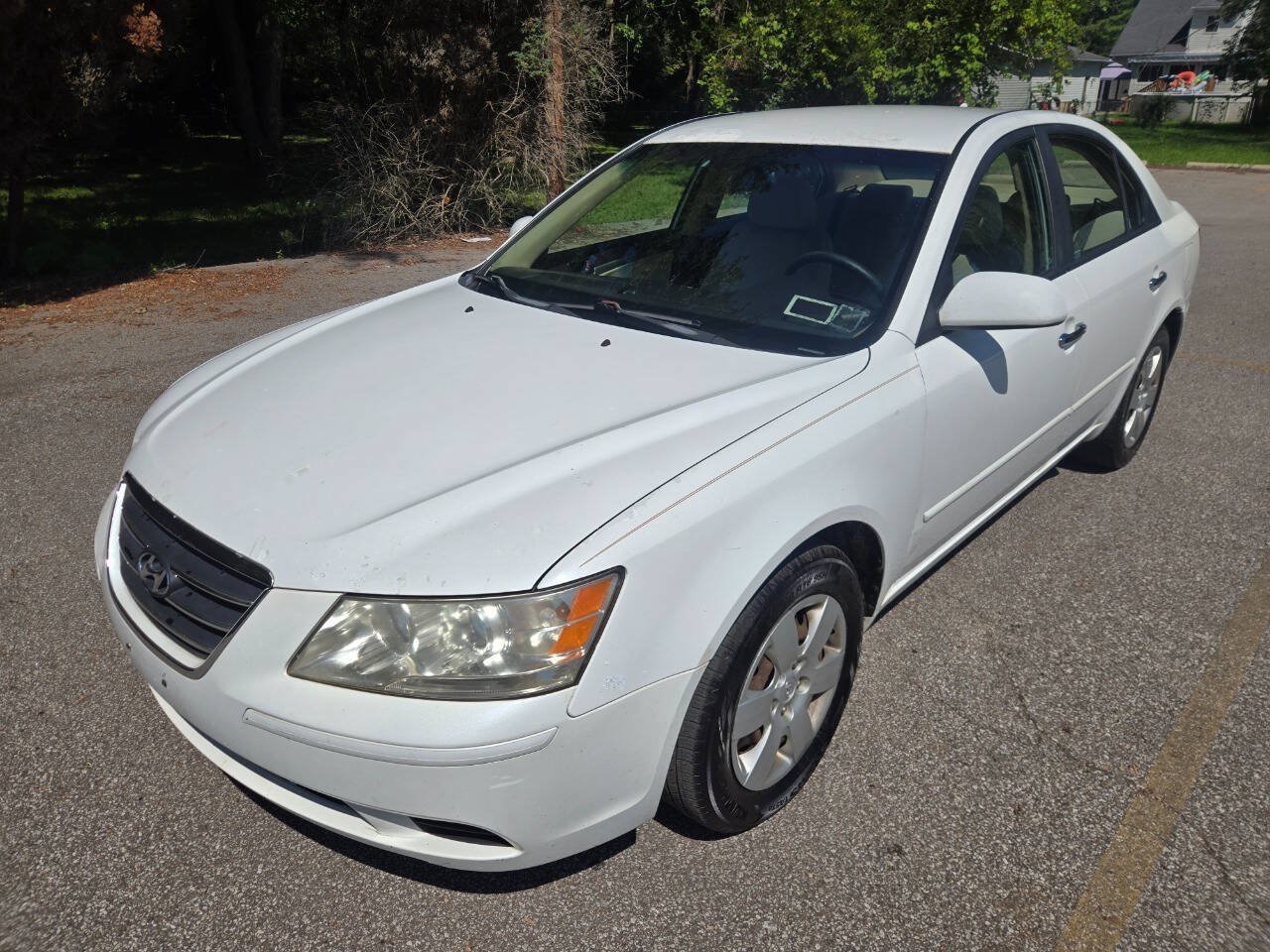 Used 2010 Hyundai Sonata GLS FWD image 3