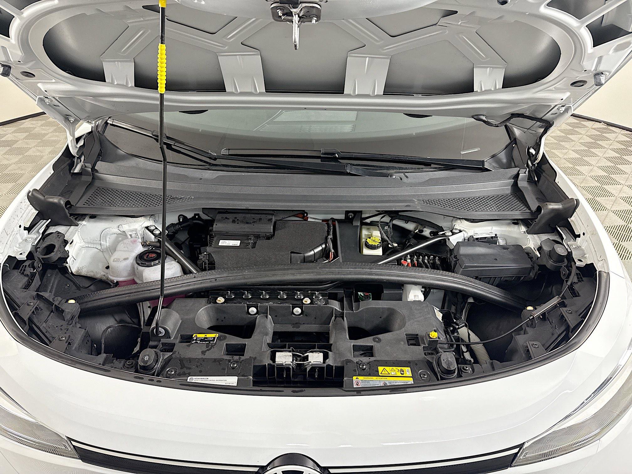 Used 2021 Volkswagen ID.4 Pro w/ ID.4 Protection Package image 39