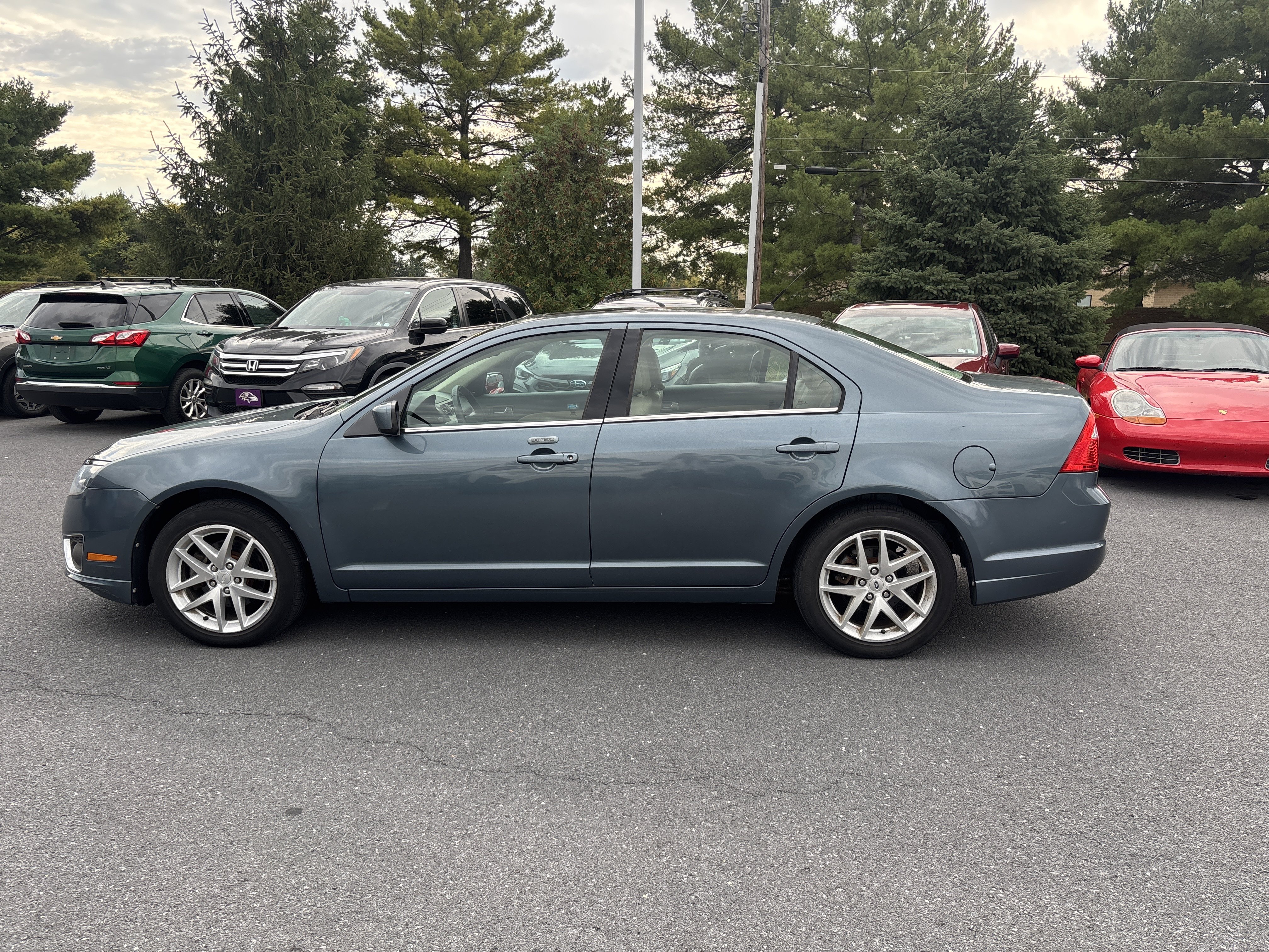 Used 2012 Ford Fusion SEL FWD image 17