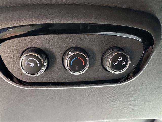Used 2023 Dodge Durango R/T AWD/4WD image 16