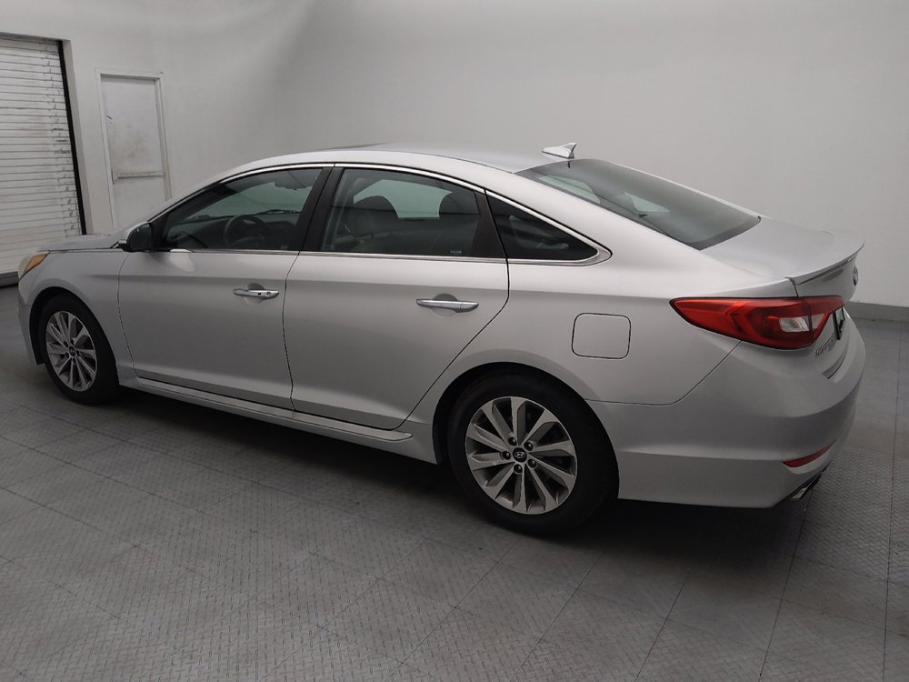 Used 2016 Hyundai Sonata Sport w/ Option Group 1V FWD image 3