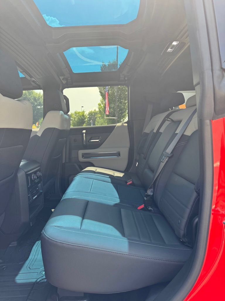 Used 2026 GMC Hummer EV SUV w/ LPO, Dark Essentials Package AWD/4WD image 6