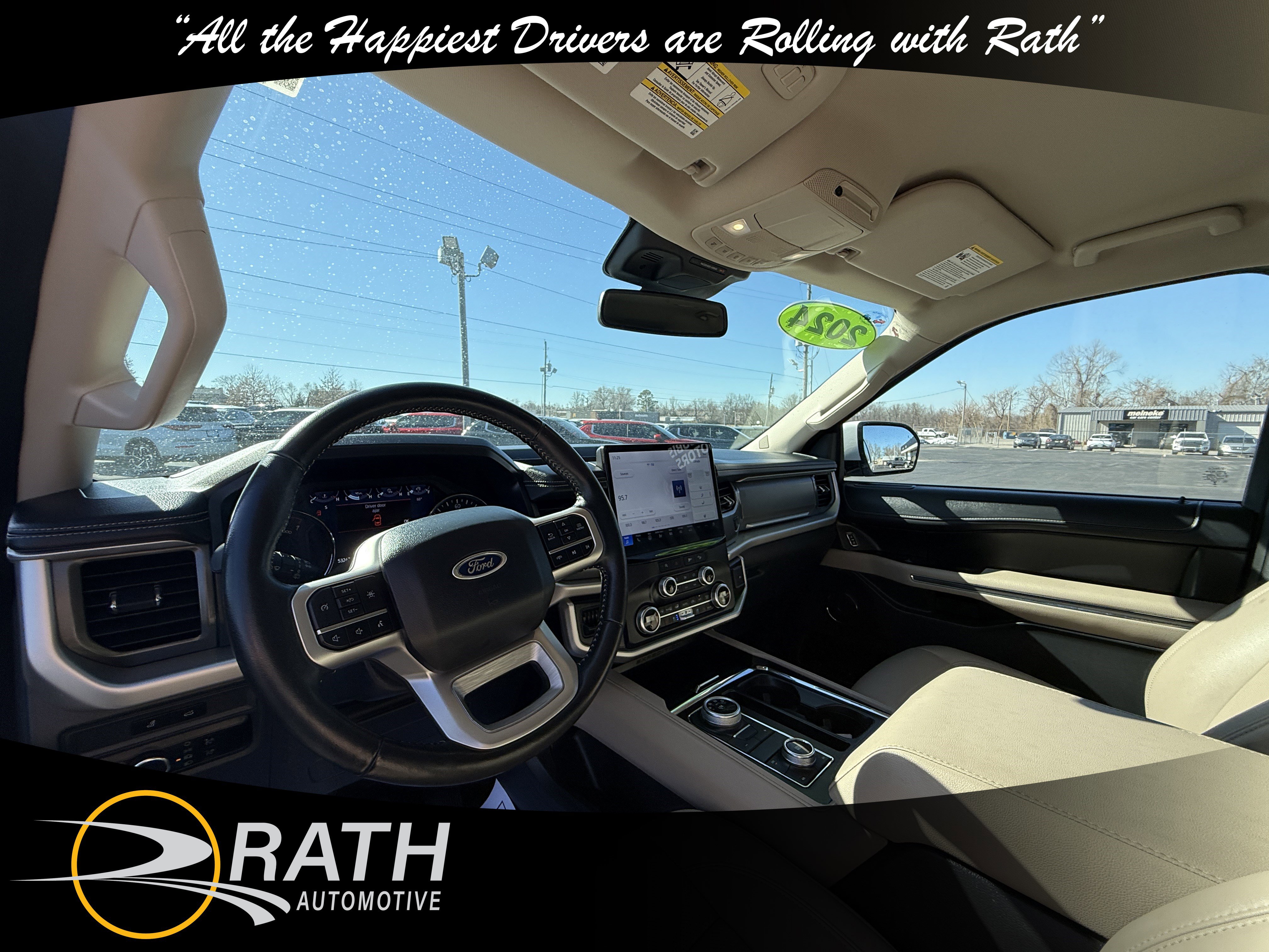 Used 2024 Ford Expedition Max XLT image 13