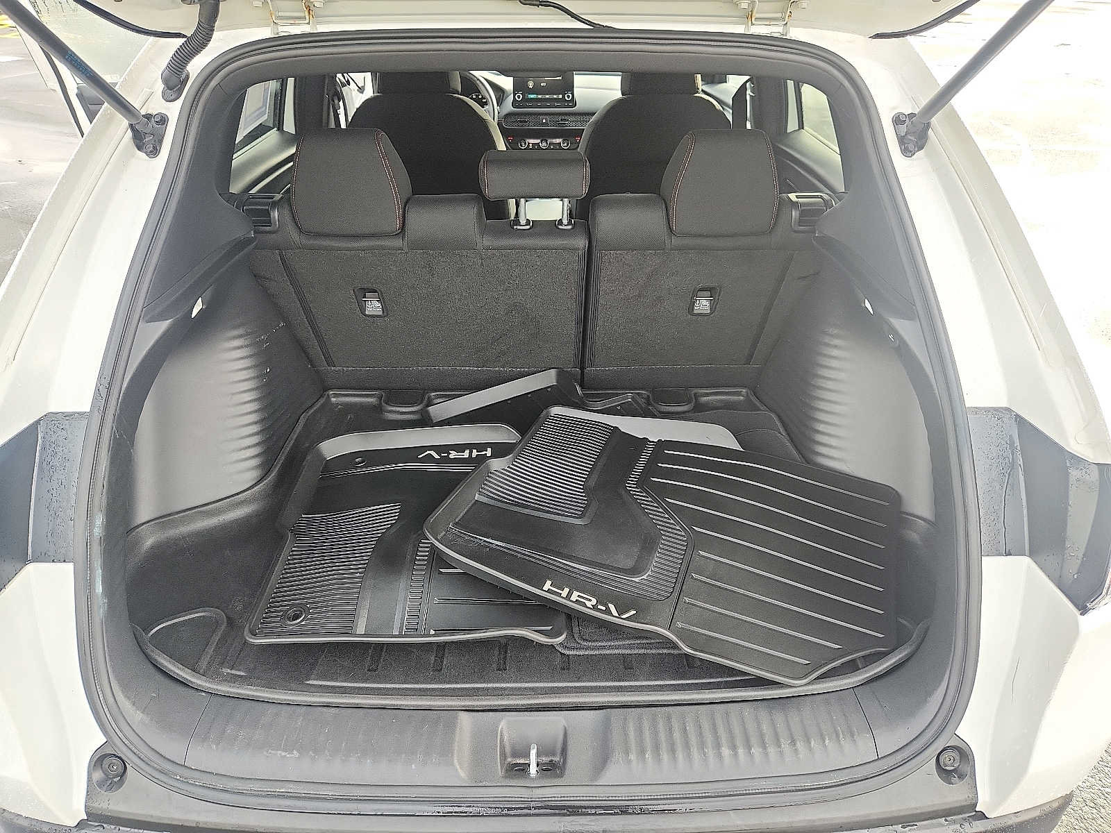 Certified 2024 Honda HR-V Sport image 27