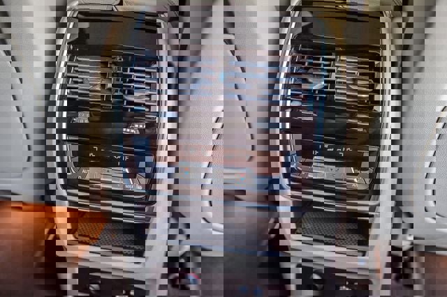 Used 2019 BMW X7 xDrive40i w/ Premium Package image 49