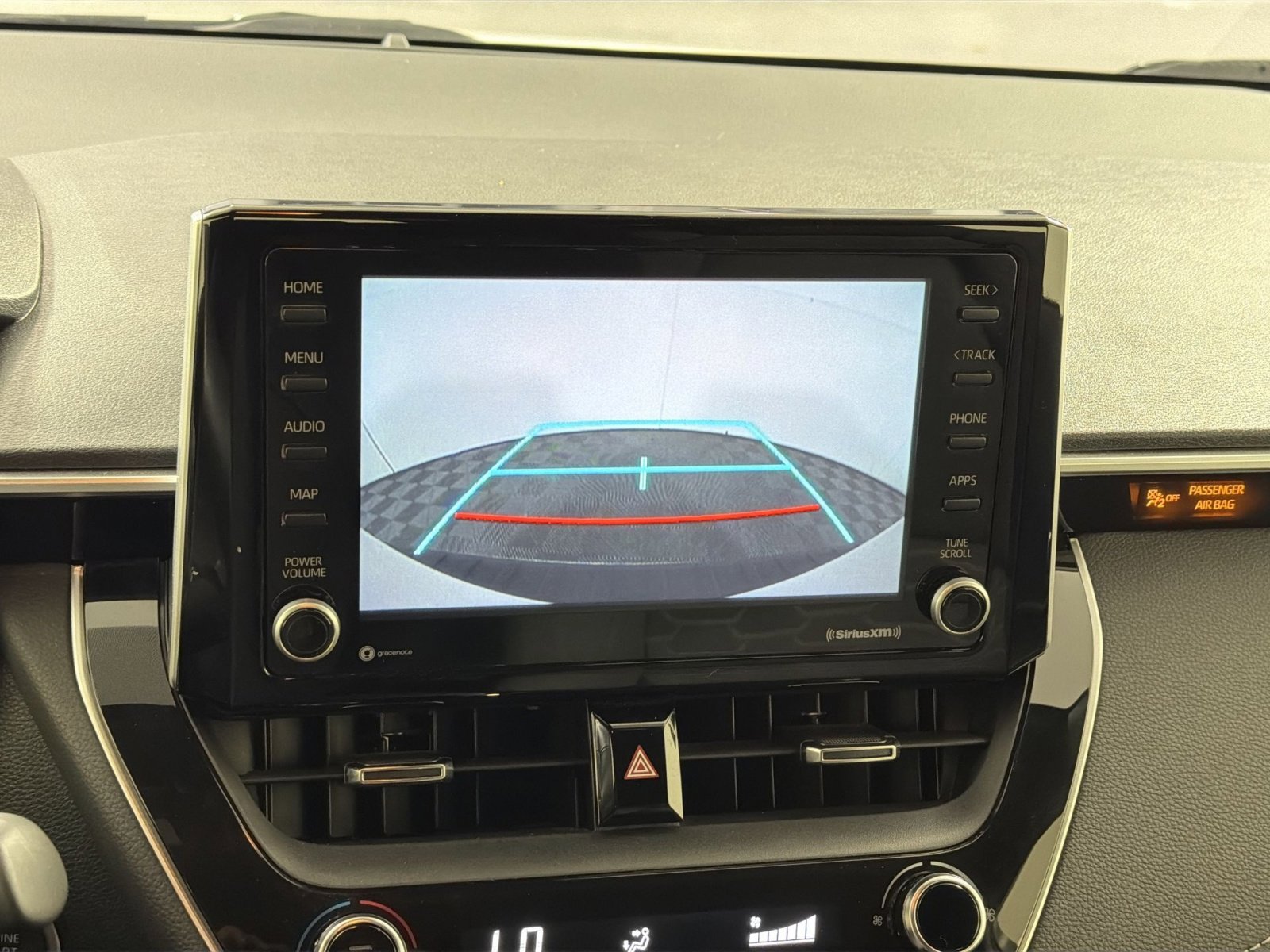 Used 2022 Toyota Corolla SE image 19