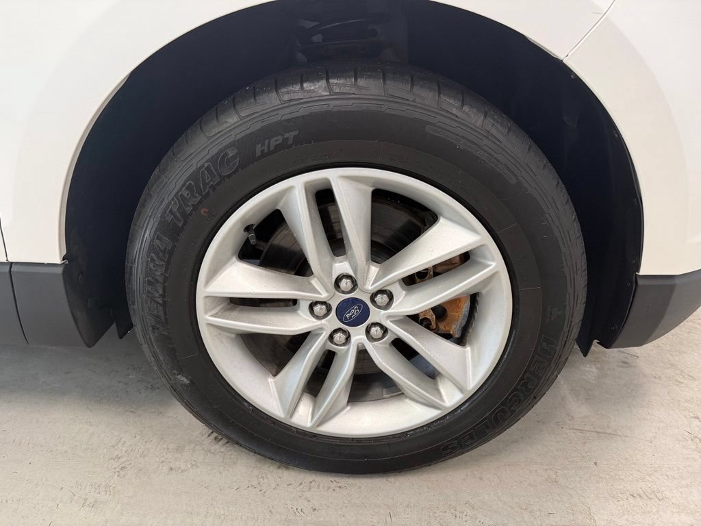 Used 2016 Ford Edge SEL w/ Equipment Group 201A AWD/4WD image 36
