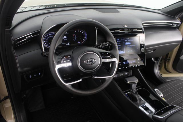 Used 2024 Hyundai Santa Cruz SEL image 9