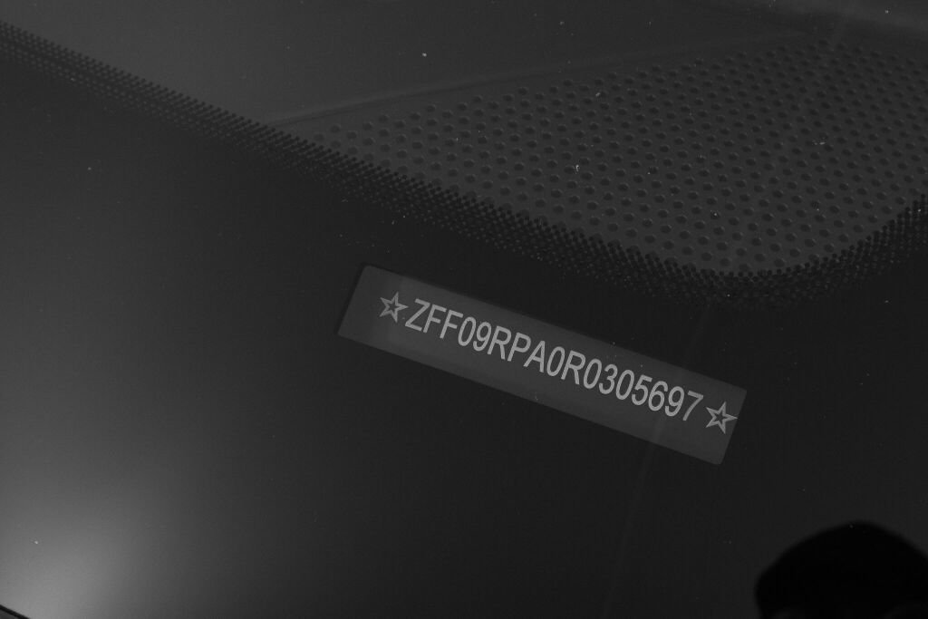 Used 2024 Ferrari Roma Spider image 27