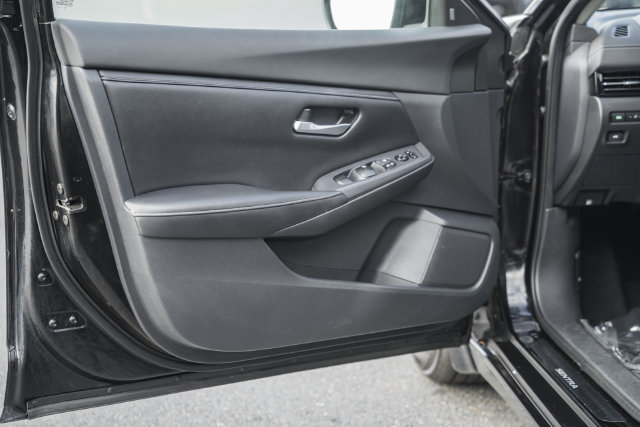 Used 2020 Nissan Sentra SV w/ Trunk Package FWD image 33