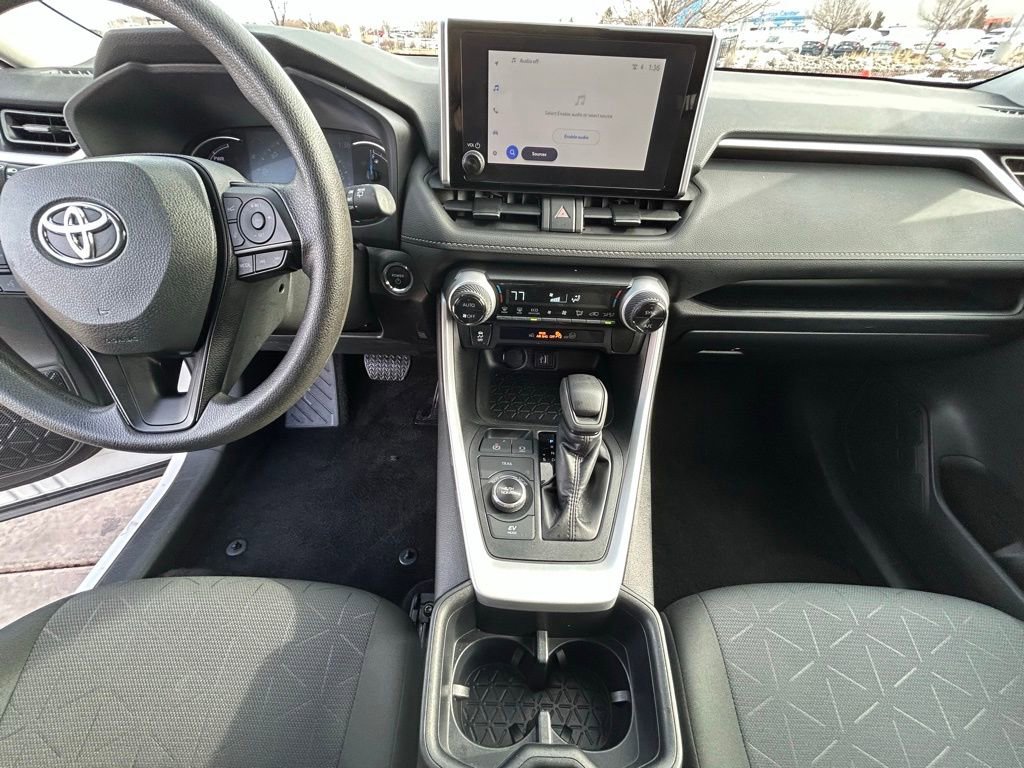 Used 2025 Toyota RAV4 XLE image 19