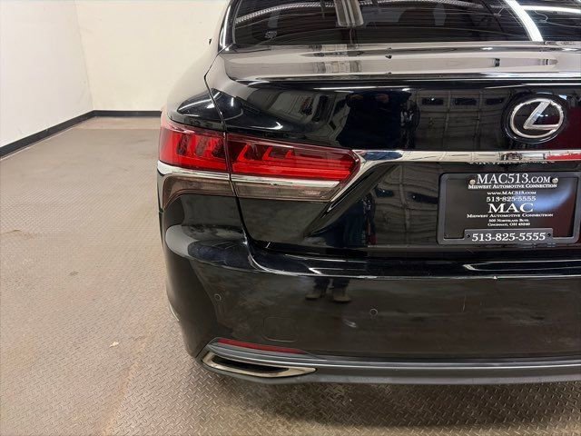 Used 2019 Lexus LS 500 w/ Interior Upgrade Package image 10
