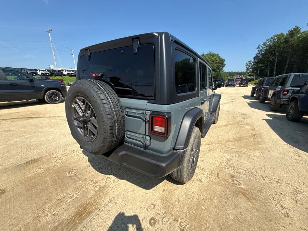 New 2026 Jeep Wrangler Unlimited Sport AWD/4WD image 5