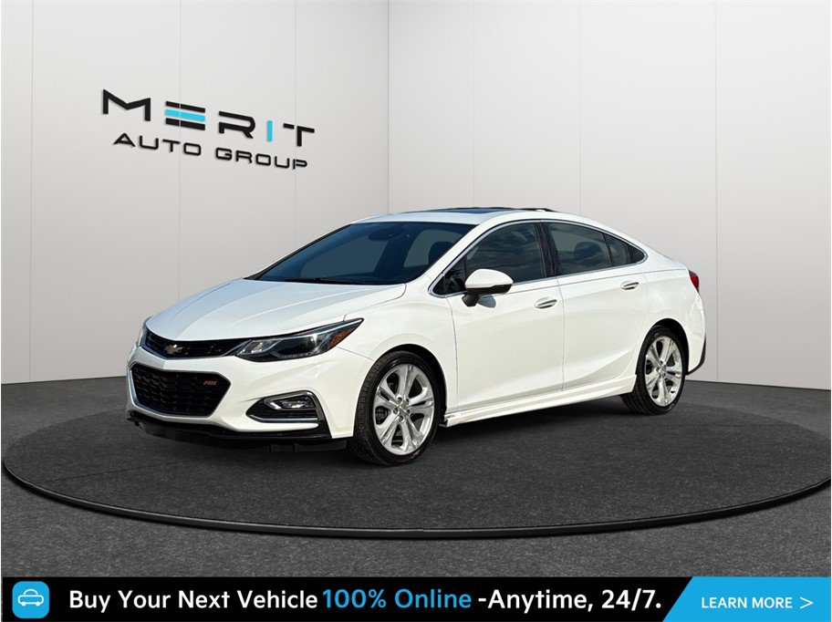 Used 2017 Chevrolet Cruze Premier FWD image 4
