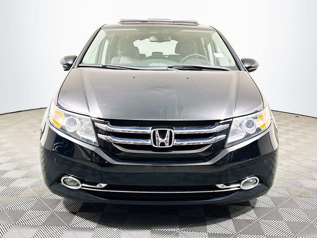 Used 2016 Honda Odyssey Touring image 3