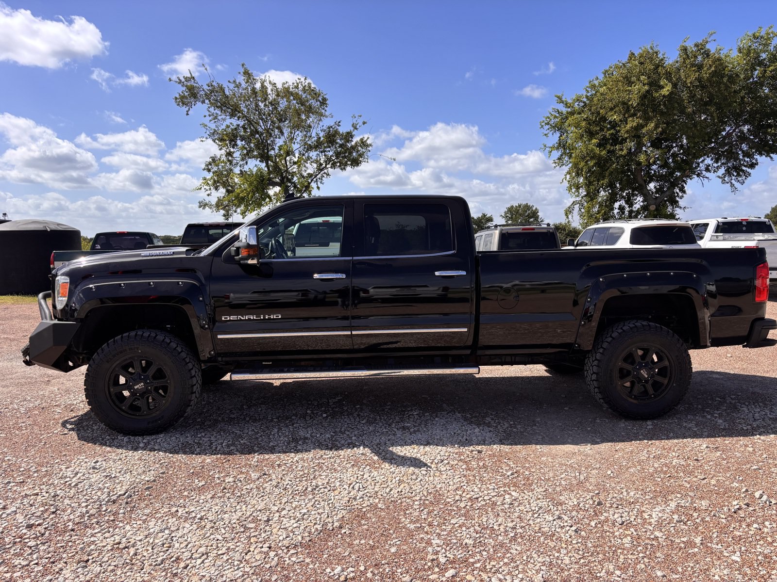 Used 2018 GMC Sierra 3500 Denali w/ Duramax Plus Package AWD/4WD image 2