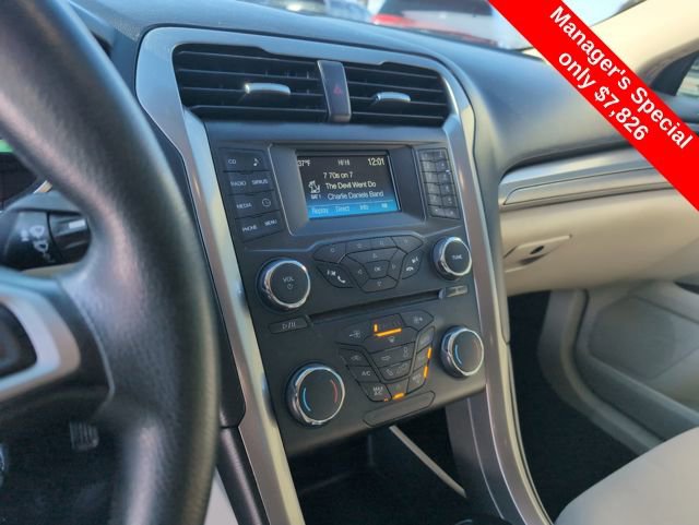 Used 2018 Ford Fusion SE image 20