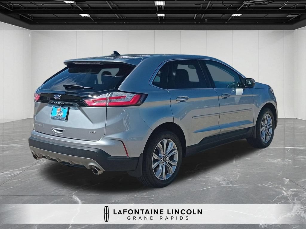 Used 2023 Ford Edge Titanium AWD/4WD image 7