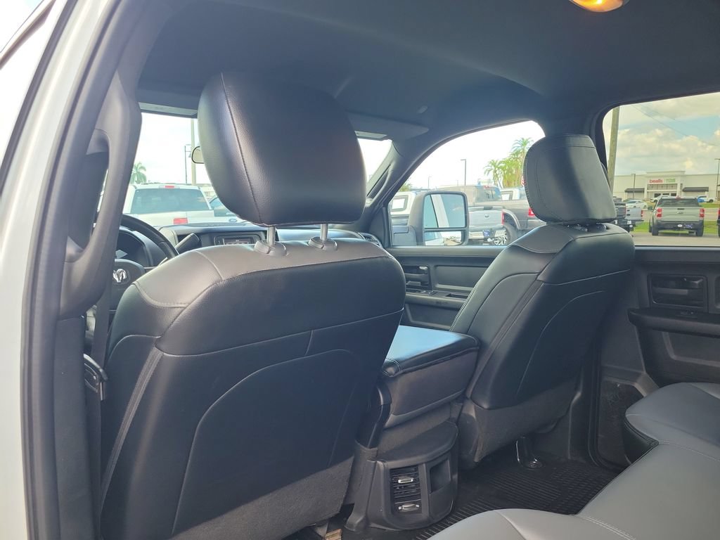 Used 2023 RAM 3500 Tradesman w/ Max Tow Package RWD image 12