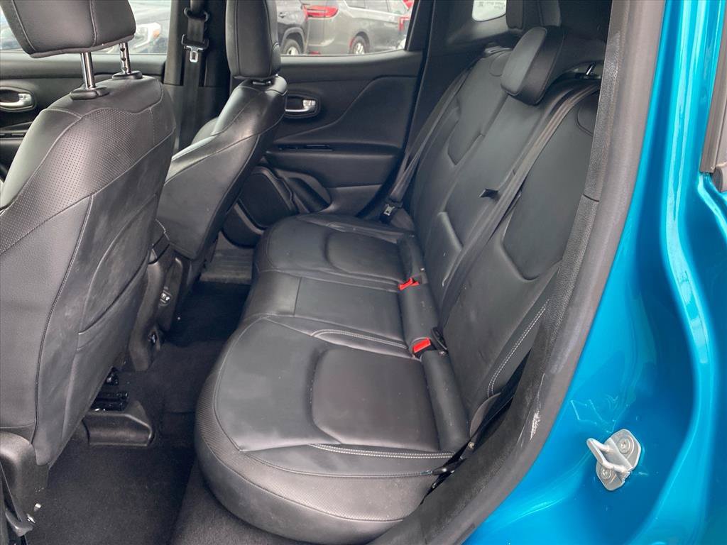 Used 2022 Jeep Renegade Limited AWD/4WD image 22