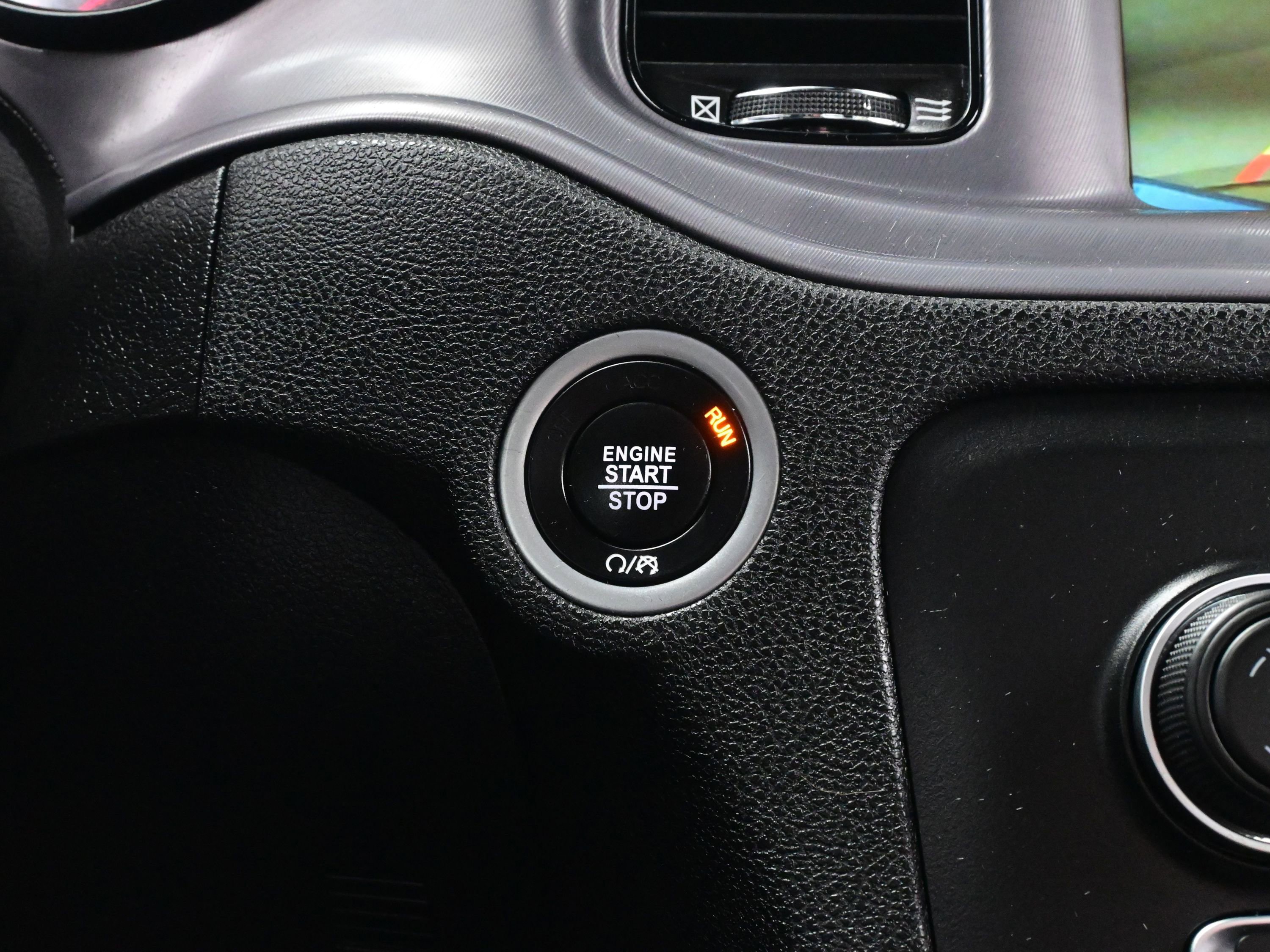 Used 2023 Dodge Charger SXT w/ Blacktop Package image 22